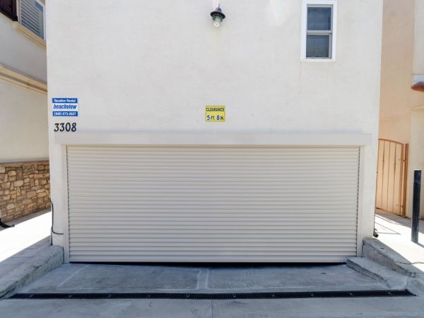 Newport Beach Home 998467