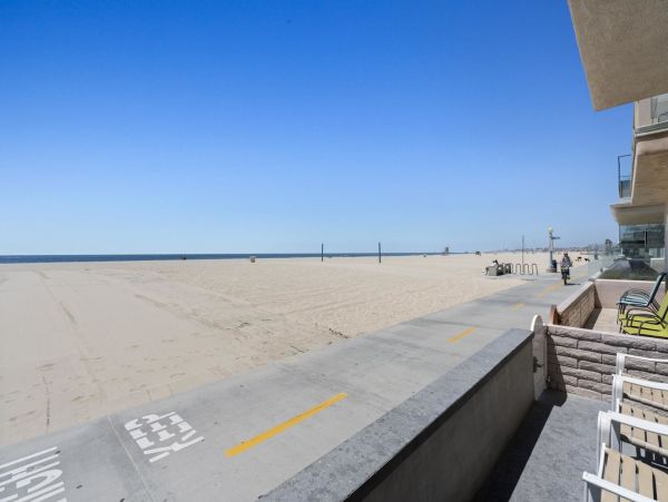 Newport Beach Home 998467