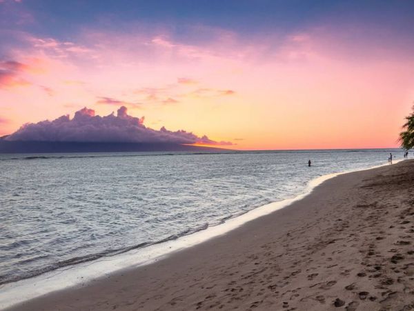 Luxurious 3 Bedroom Oceanfront Vacation Condo in Lahaina