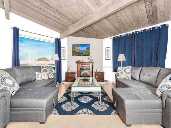 Newport Beach Home 998469