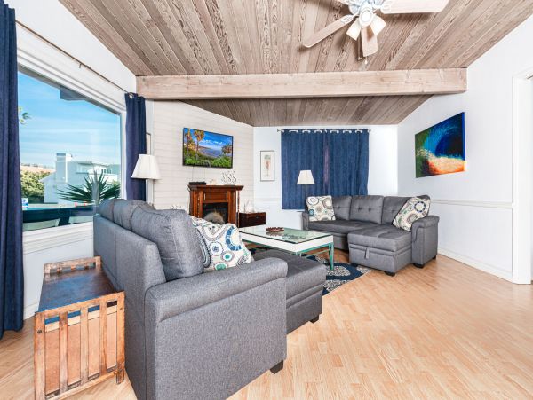Newport Beach Home 998469