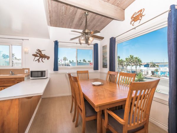 Newport Beach Home 998469