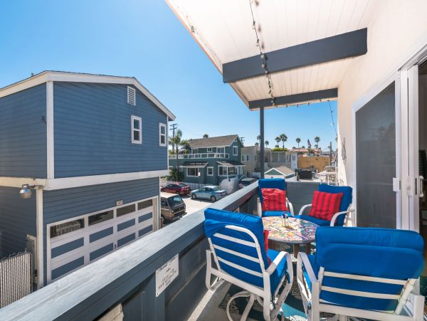 Newport Beach Home 998469