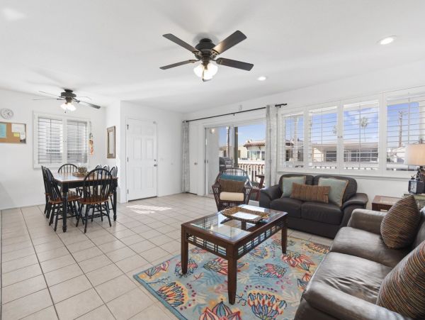 Newport Beach Home 998470