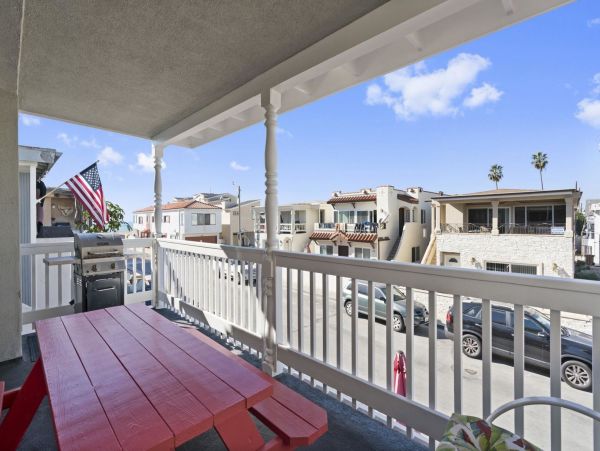 Newport Beach Home 998470