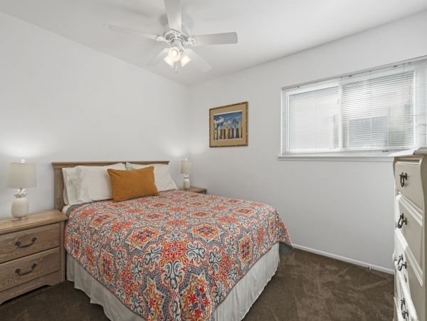 Newport Beach Home 998470