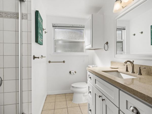 Newport Beach Home 998470