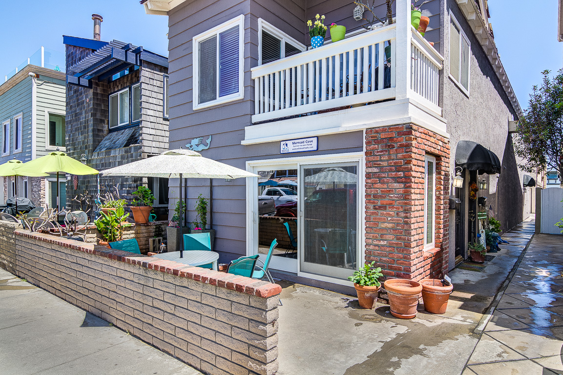 Newport Beach Home 998471