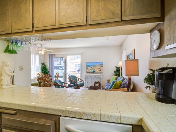 Newport Beach Home 998471
