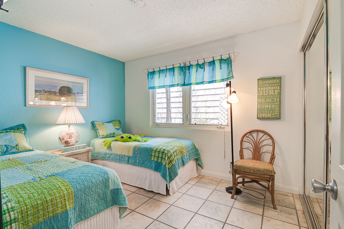 Newport Beach Home 998471
