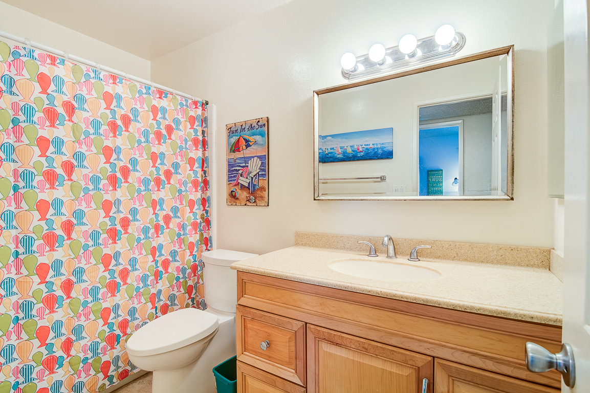 Newport Beach Home 998471