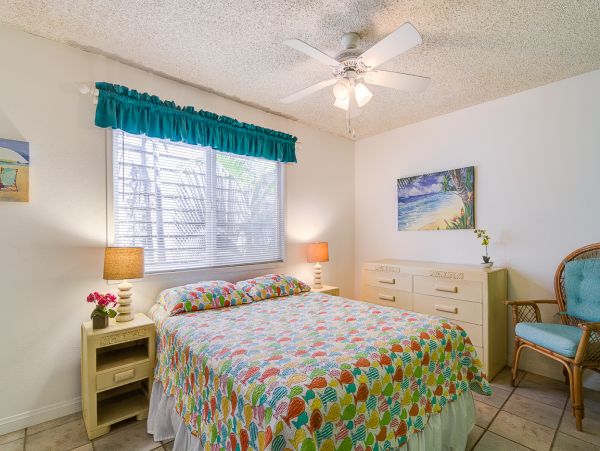 Newport Beach Home 998471