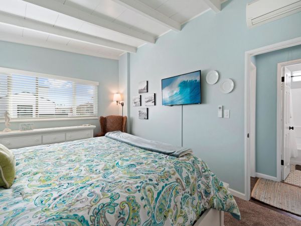 Newport Beach Home 998473