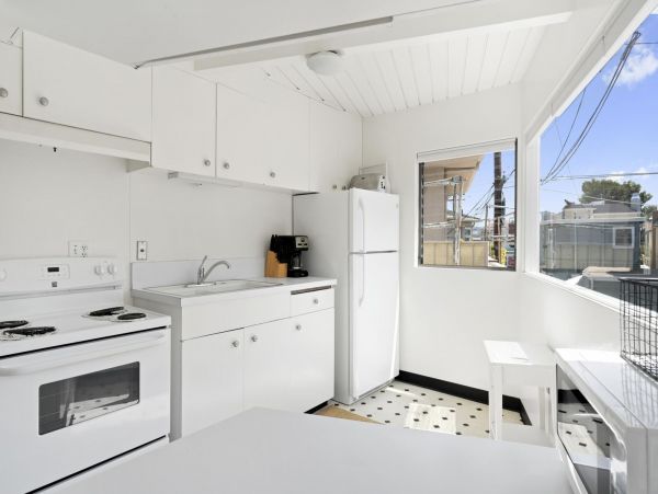 Newport Beach Condo 998474