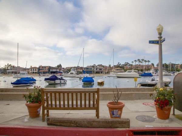 Newport Beach Condo 998474