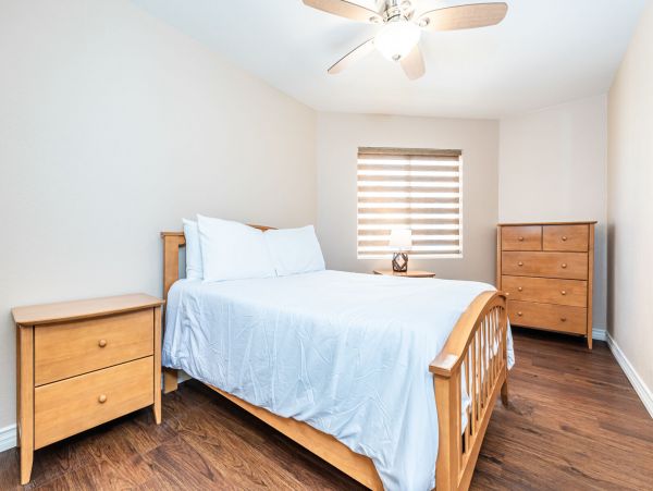 Newport Beach Home 998476