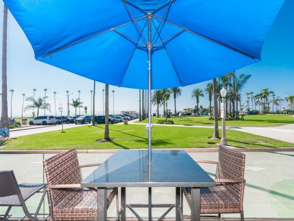 Newport Beach Home 998477