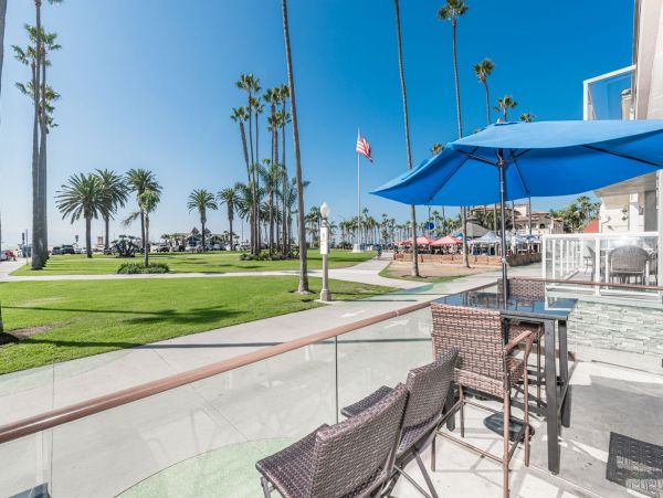 Newport Beach Home 998477