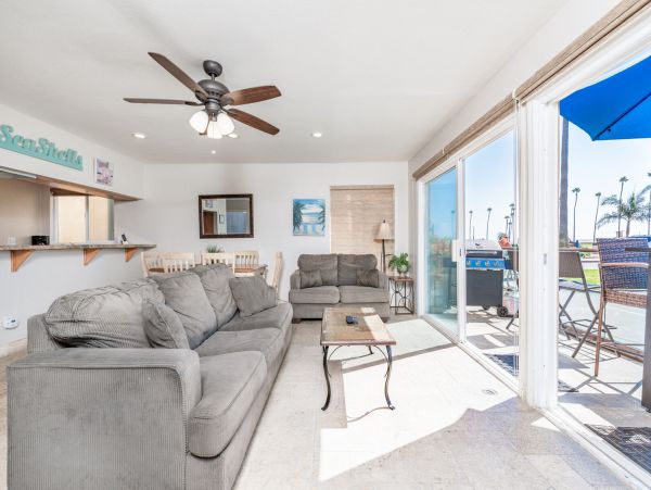 Newport Beach Home 998477