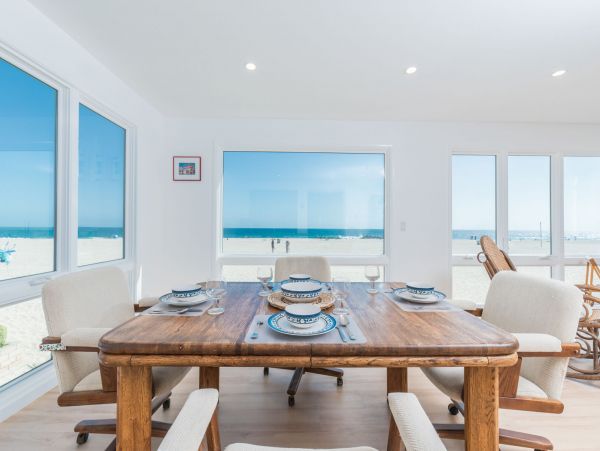Newport Beach Home 998480
