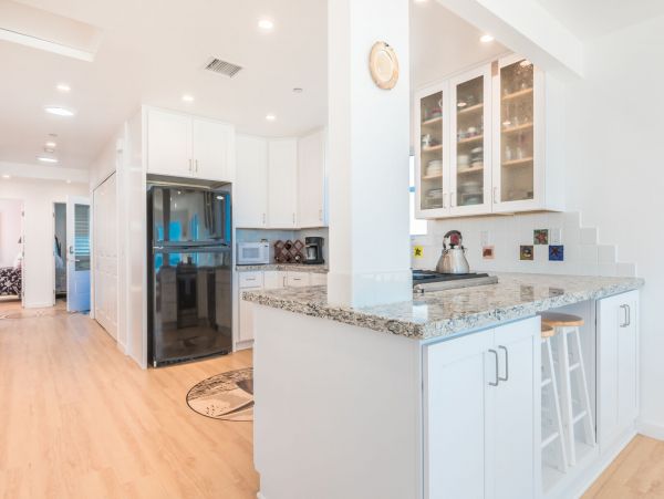Newport Beach Home 998480