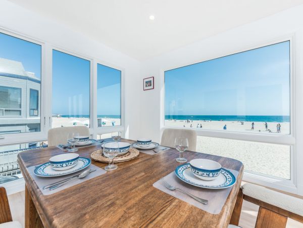 Newport Beach Home 998480