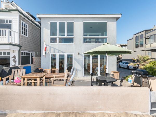 Newport Beach Home 998480