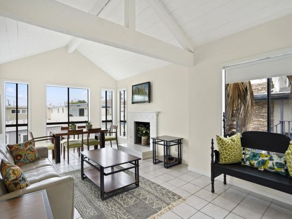 Newport Beach Home 998481