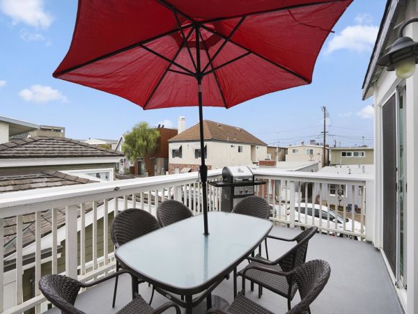 Newport Beach Home 998481