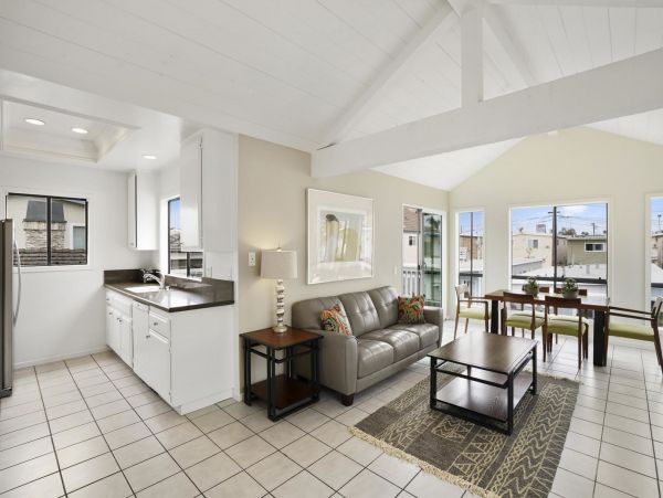 Newport Beach Home 998481