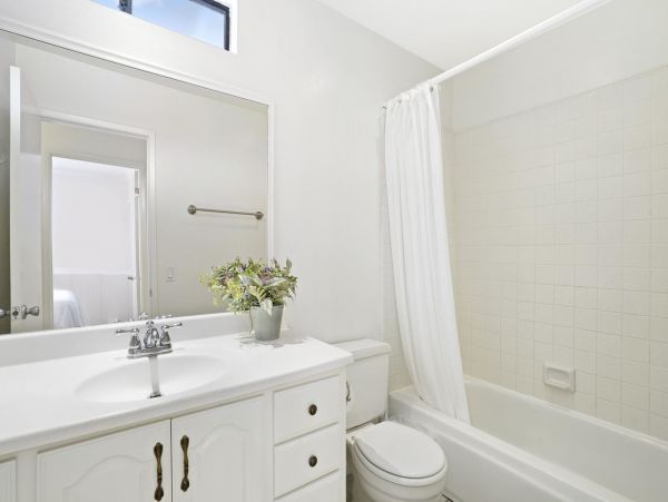 Newport Beach Home 998481