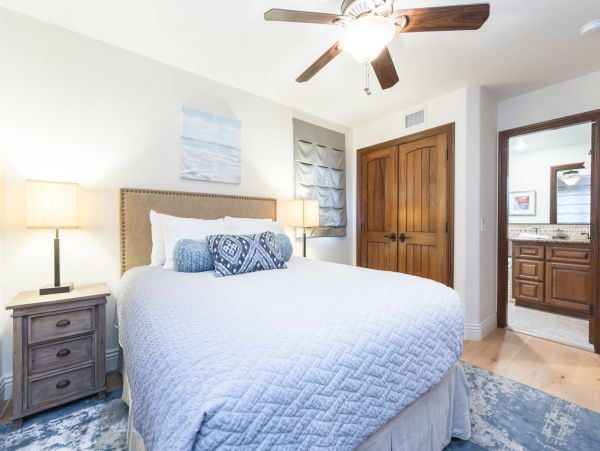 Newport Beach Home 998482