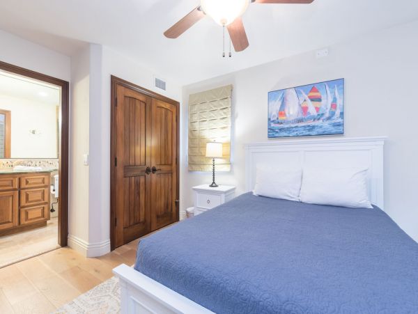 Newport Beach Home 998482