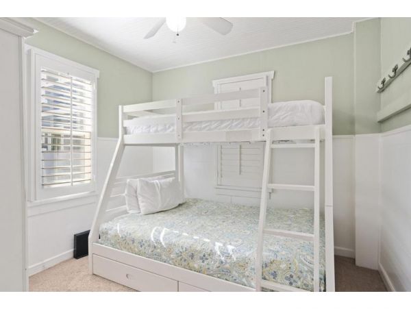 Newport Beach Home 998484