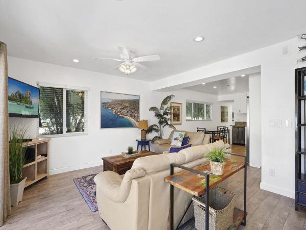 Newport Beach Home 998485