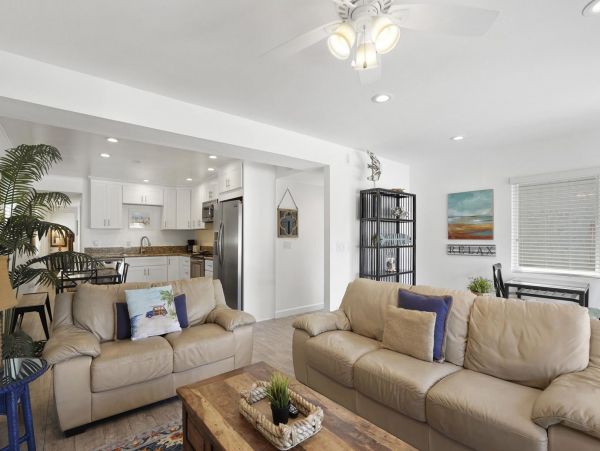 Newport Beach Home 998485