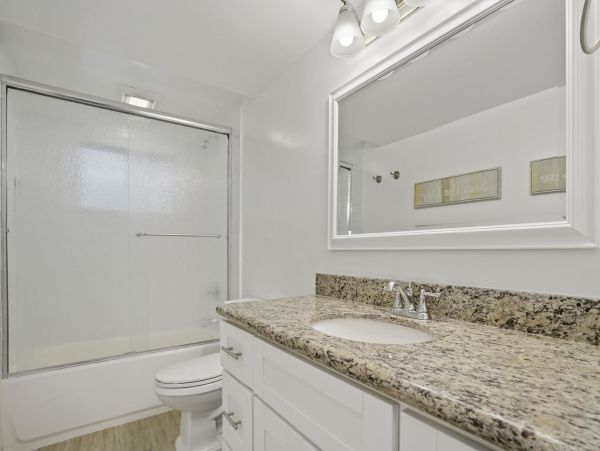 Newport Beach Home 998485