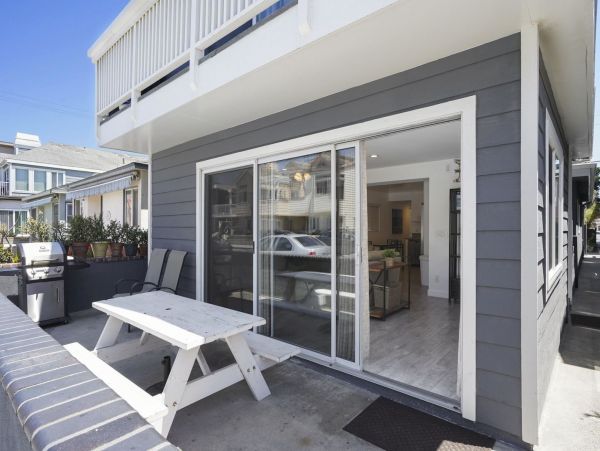 Newport Beach Home 998485
