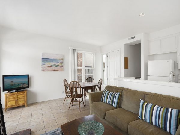 Newport Beach Home 998486