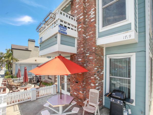 Newport Beach Home 998486