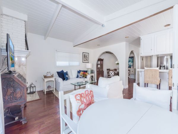 Newport Beach Condo 998488
