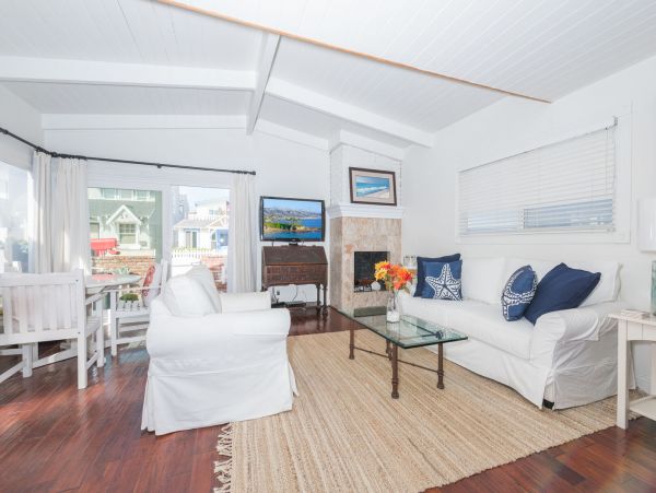 Newport Beach Condo 998488