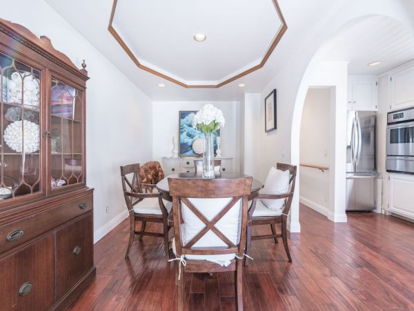 Newport Beach Condo 998488