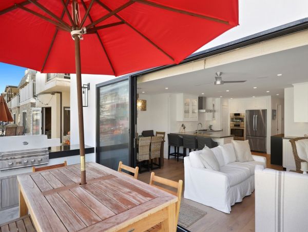 Newport Beach Home 998489