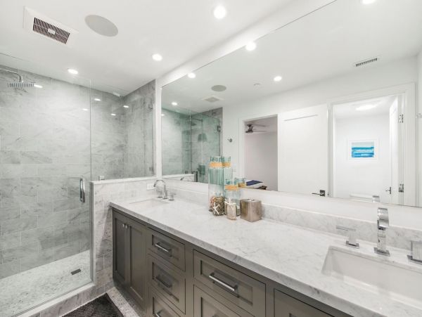 Newport Beach Home 998489