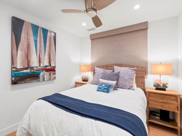Newport Beach Home 998489