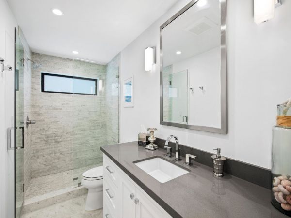 Newport Beach Home 998489