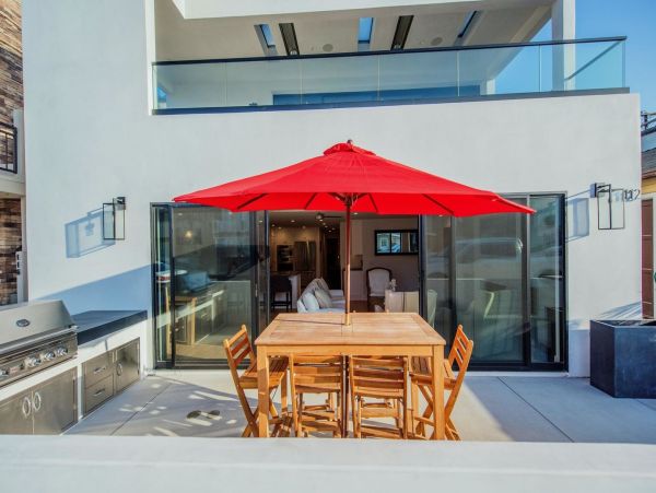 Newport Beach Home 998489