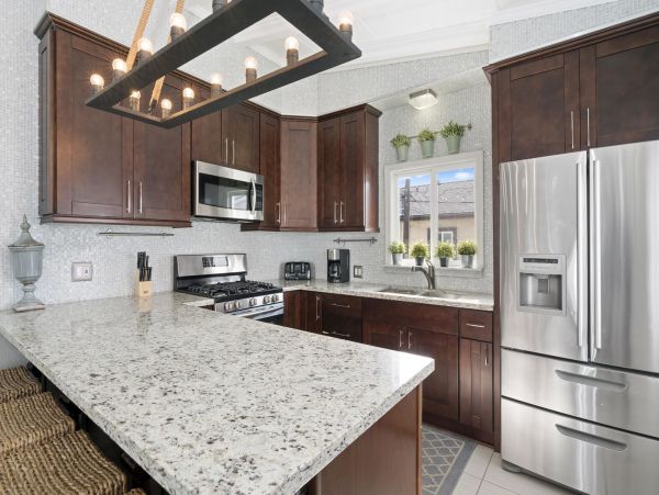 Newport Beach Home 998490