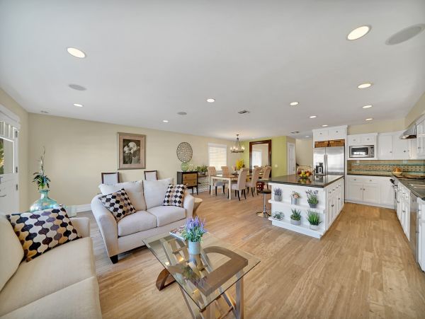 Newport Beach Home 998491